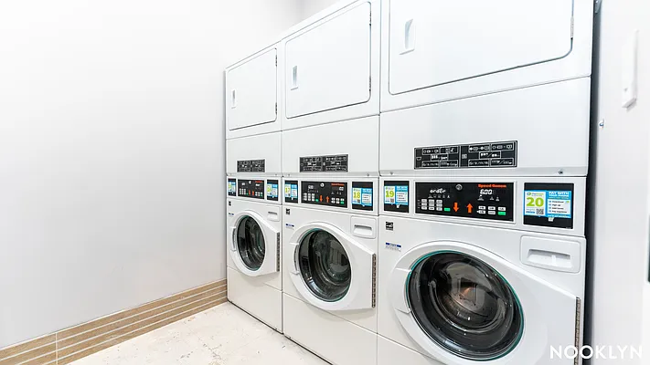 Rented by Nooklyn NYC LLC | media 24