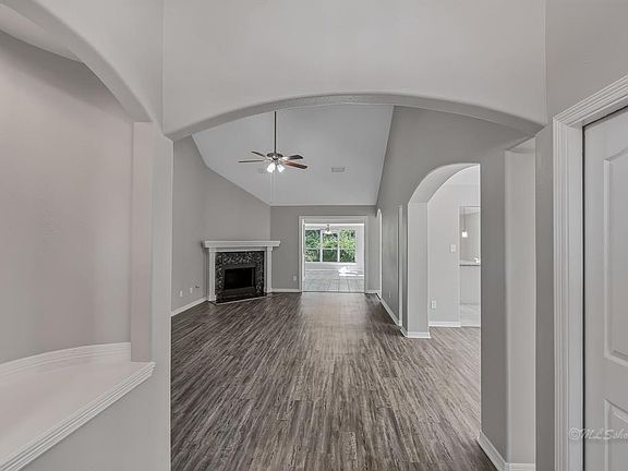 3rd image of 21226 Highland Knolls Dr