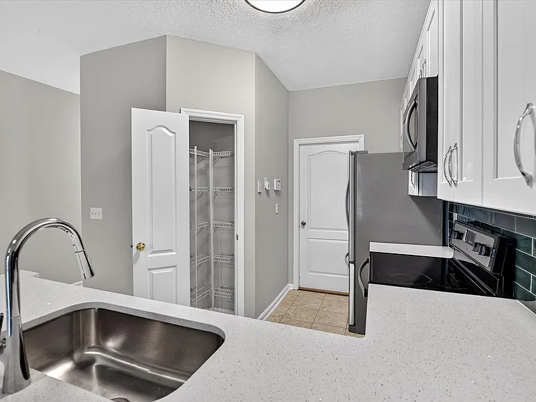14908 Bartram Village Ln — Photo 8