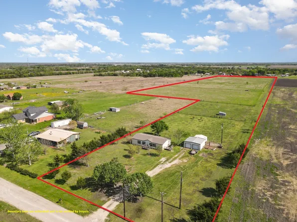511 Ewing Rd, Ferris, TX 75125