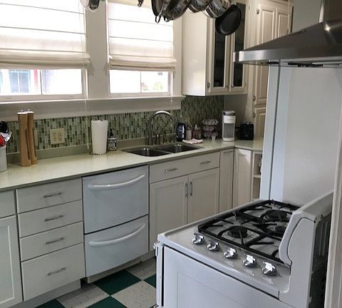 3rd image of 845 Bungalow Ct