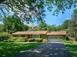 12 Cold Spring Ln, Hadley, MA 01035