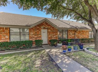 960 Austin Ct, Weatherford, TX 76086