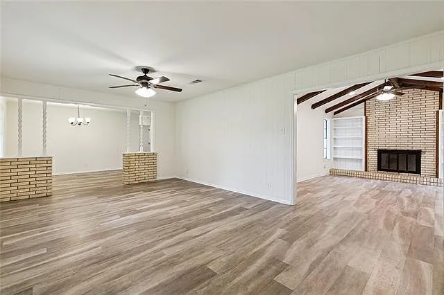 4 bed, 2.0 bath, 2289 sqft, $2,150 — Photo 4