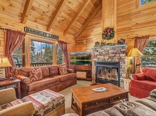 1 Woodys Ln, Rangeley, ME 04970
