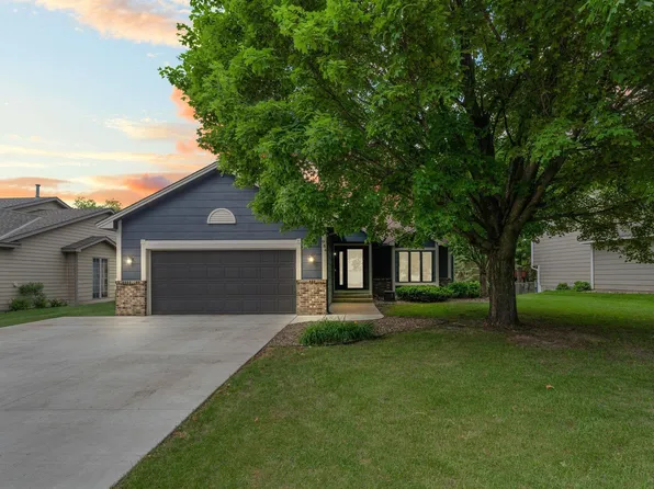 984 Stony Point Rd, Eagan, MN 55123