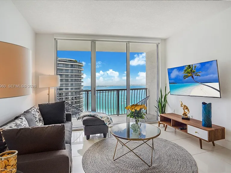1750 N Bayshore Dr #5203 — Photo 6