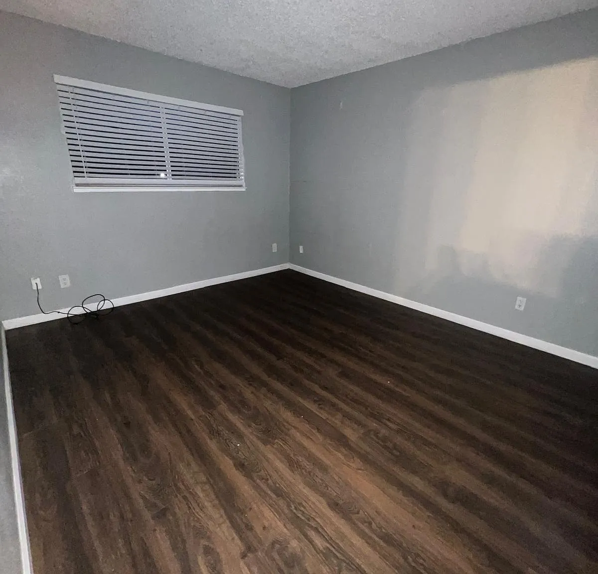 3 bed, 1234 sqft, $2,300 — Photo 2