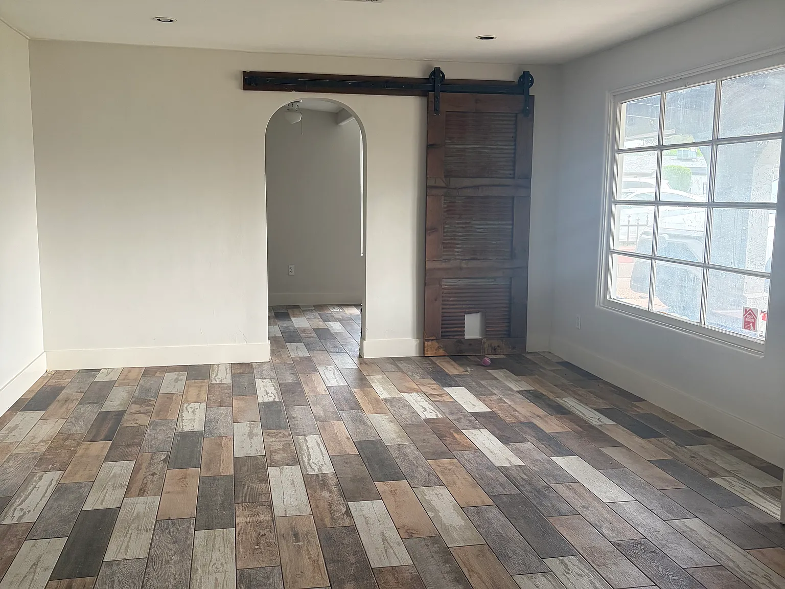 3342 E Virginia Ave — Photo 3