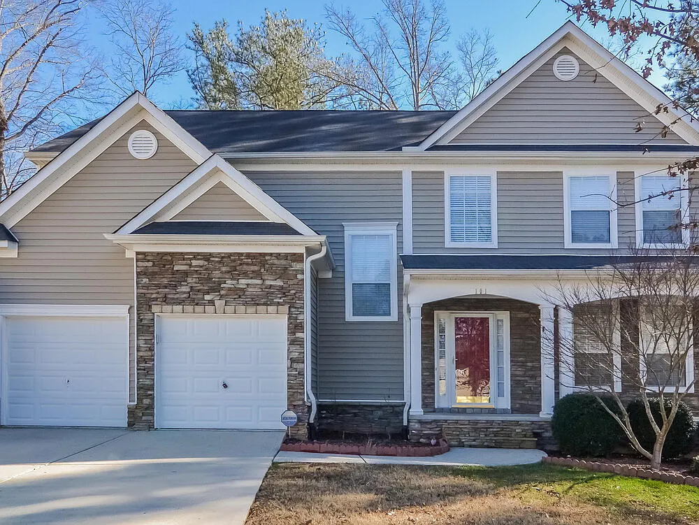 4 bed, 2.5 bath, 2148 sqft, $3,170 — Photo 1