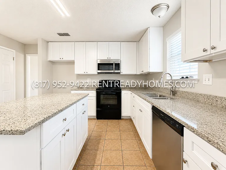 7504 Trotter Ct — Photo 17