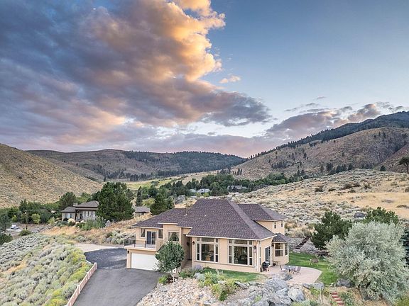 2nd image of 6 Canyon Dr