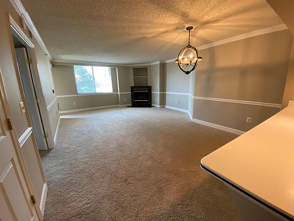 5th image of 1276 N Wayne St APT 617