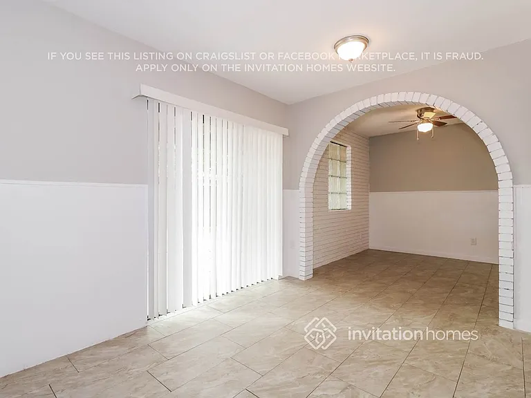 4143 N 74th Dr — Photo 6