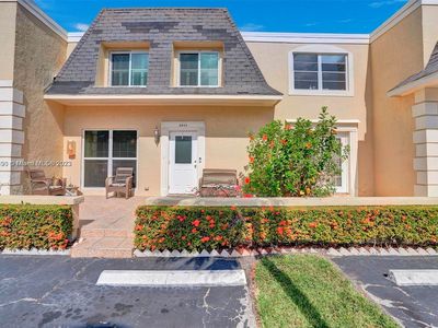 2409 NE 9th St #105, Hallandale, FL, 33009