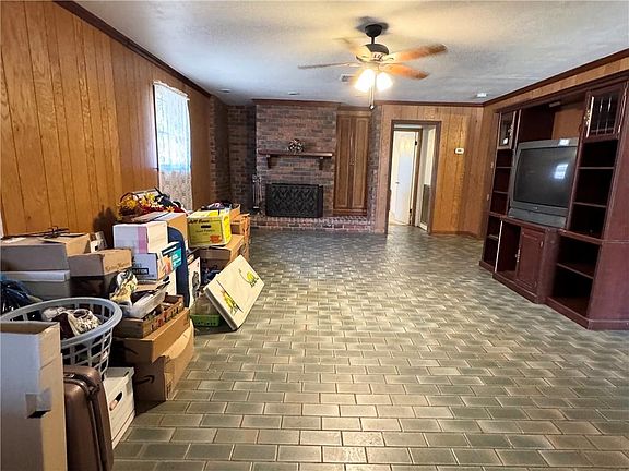 2nd image of 2614 Halsey Ave