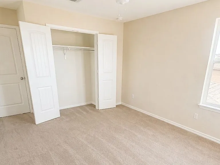 1308 Long Creek Ln — Photo 15
