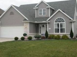 1867 Woods Hole Rd, Perrysburg, OH 43551