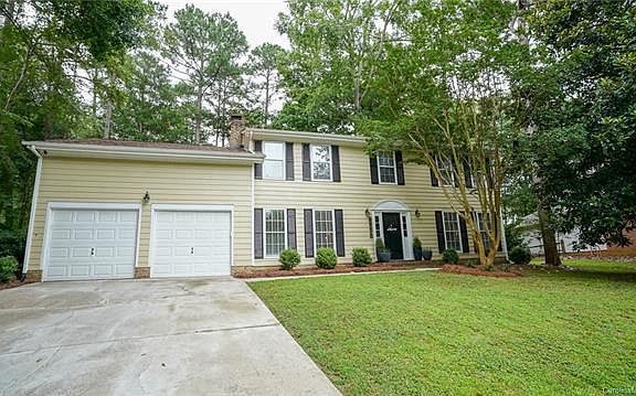 2nd image of 6905 Pin Oak Ct
