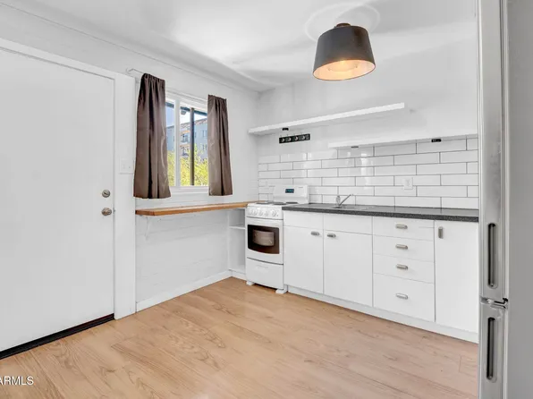 821 N 3rd St, Phoenix, AZ