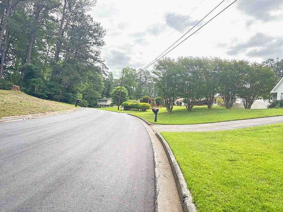 2nd image of 875 Timbervale Ln