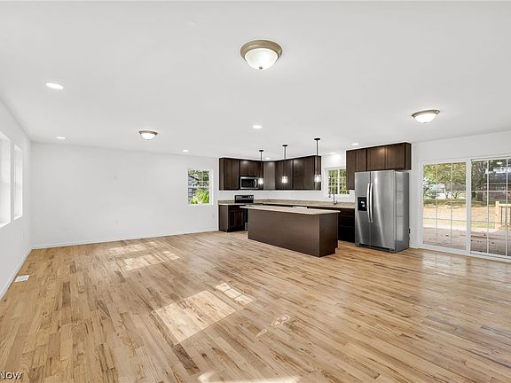 3rd image of 187 Shipherd Cir