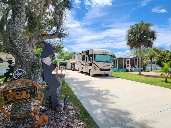 72 Roan Rd #14, River Ranch, FL 33867