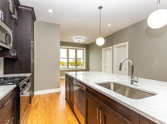 4th image of 3459 W Belmont Ave #2FE