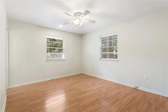 209 W Hickory St — Photo 6