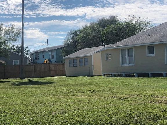Rear cottage included