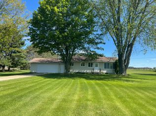 E10692 County Road C, Clintonville, WI 54929