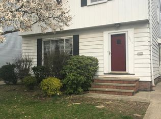 1065 Argonne Rd, South Euclid, OH 44121