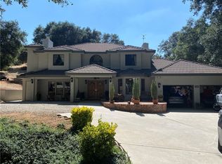 13516 Oak Mountain Dr, Yucaipa, CA 92399