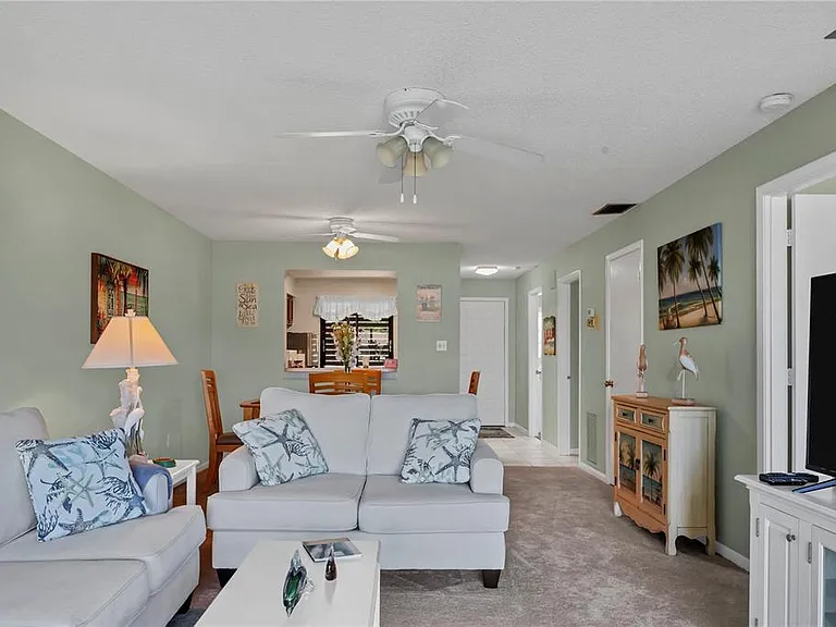 5205 Lake Village Dr #16 — Photo 6
