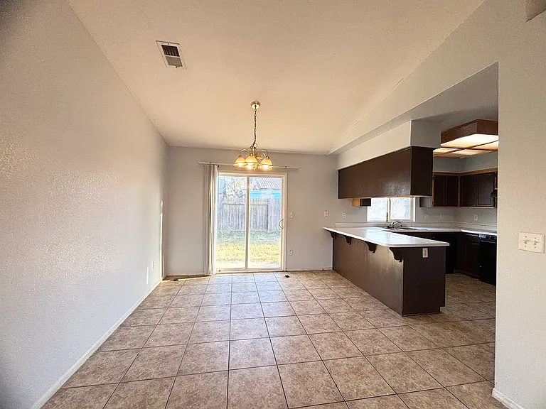 34 Barbados Ct — Photo 10