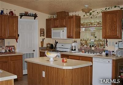 3rd image of 3511 W Cantaloupe Dr