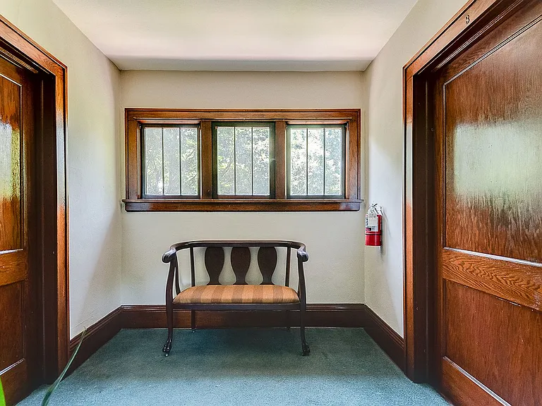 663 Lincoln Ave — Photo 11