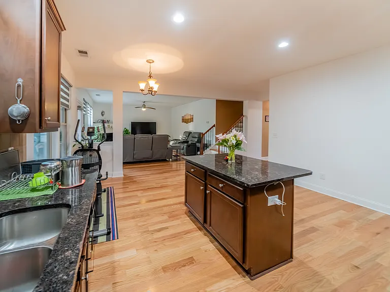5330 Breckinridge Ln — Photo 7