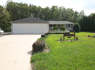 220 Aviation Ln, Gold Hill, NC 28071