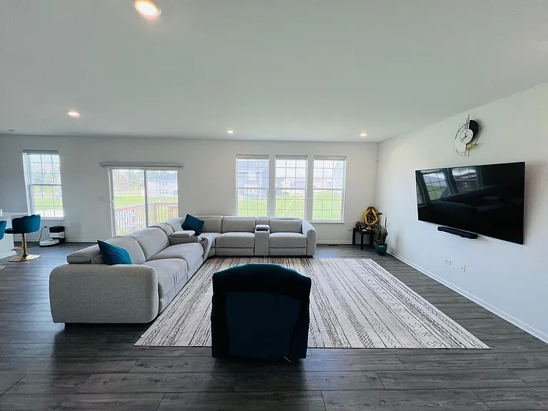 1188 Josie Ln — Photo 5