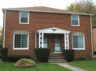7449 Pearl Rd, Middleburg Hts, OH 44130