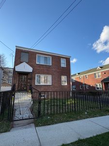 293 N Center St, Orange, NJ, 07050