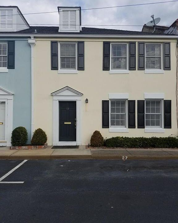 2nd image of 22 Charlestowne Ct