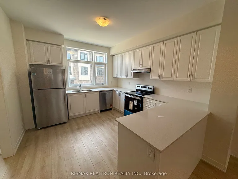 1695 Dersan St E #1206 — Photo 7