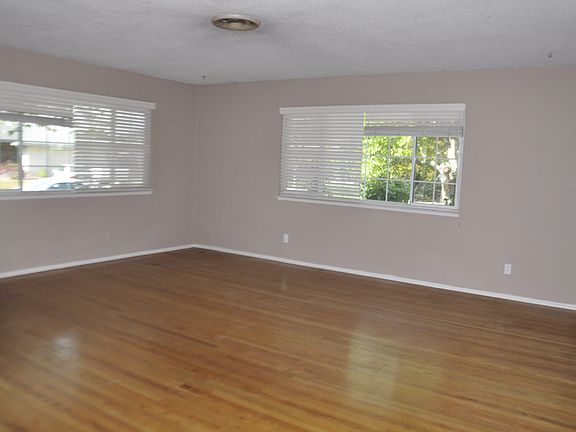 3rd image of 6700 Barkley Way