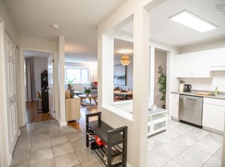 87 Kearney Lake Rd #104, Halifax, NS B3M 4H1