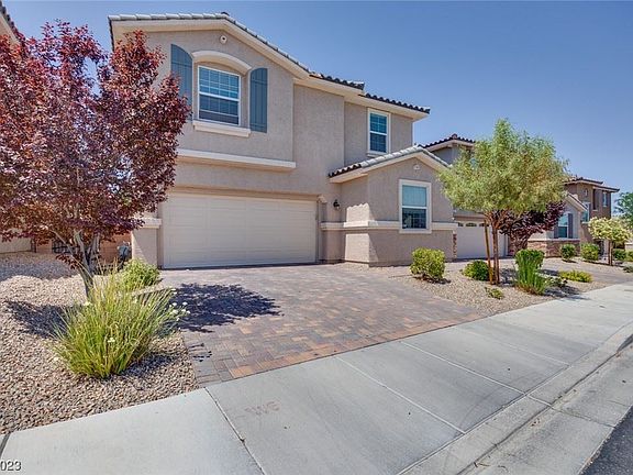 2nd image of 683 Narissa Ave
