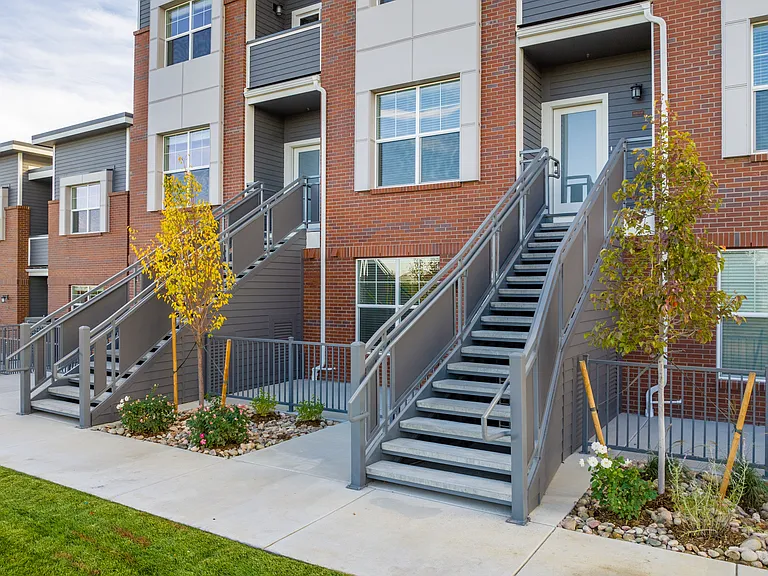Brownstones at Palisade Park — Photo 149