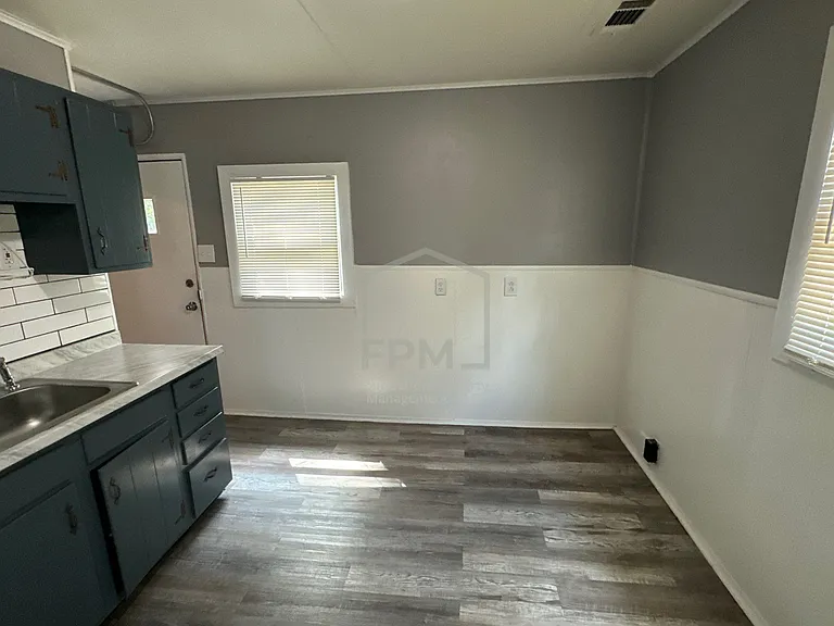 969 Joel Ave — Photo 11