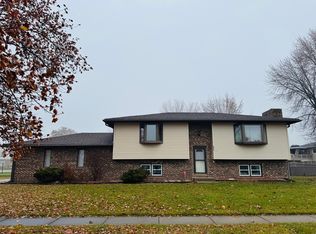 6276 Robbins Rd, Portage, IN 46368